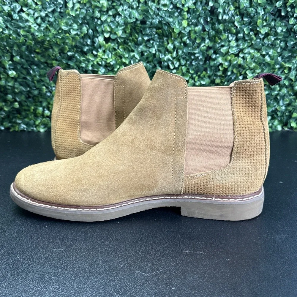 Steve Madden Men's Highline Suede Chelsea Boot, Sand Suede, 9M